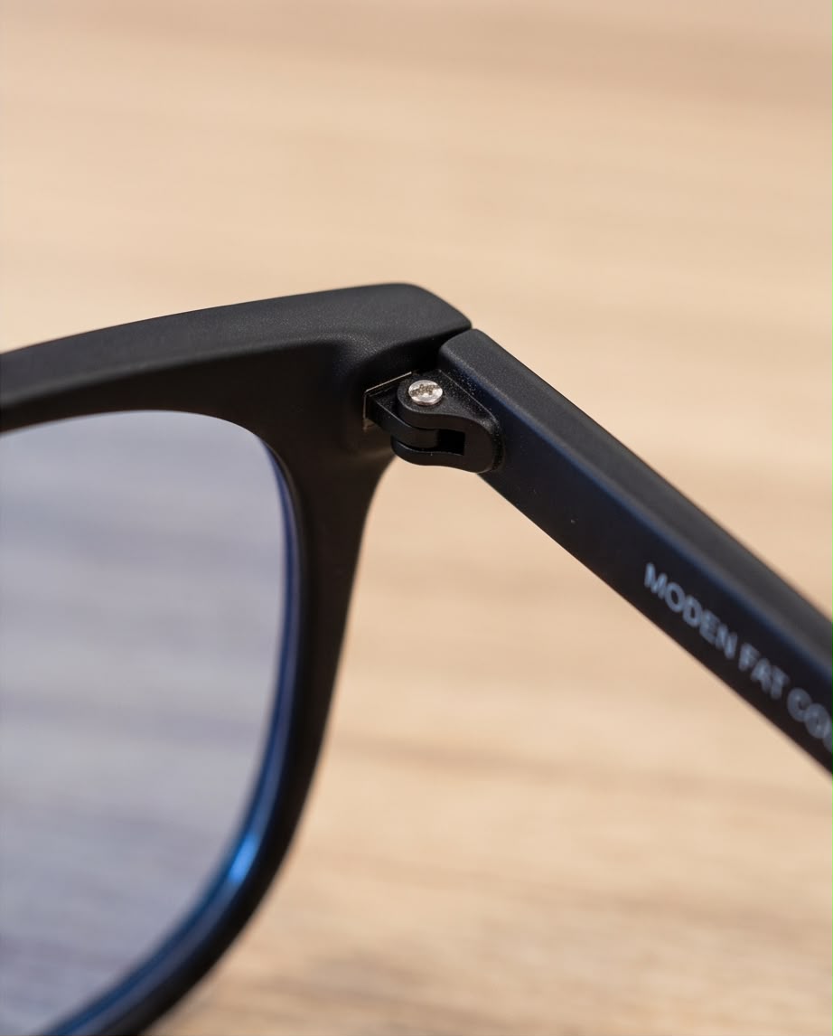 2H #20 Black-Blue Sunglasses