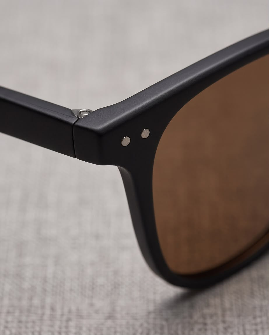 2H #20 Black-Brown Sunglasses