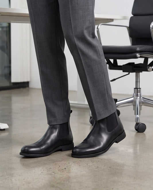 2H #2Y06-1001-8174 Black Chelsea Boot