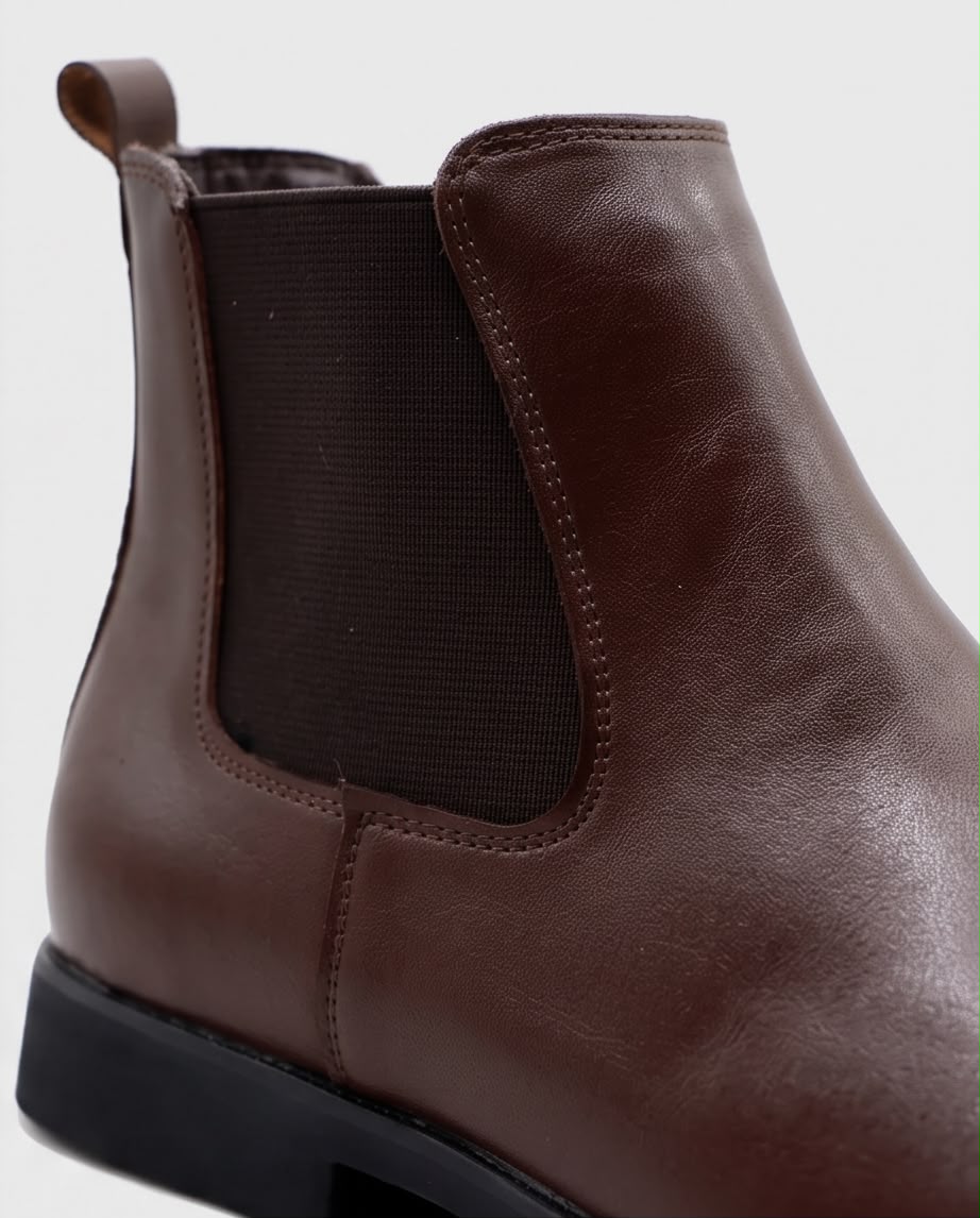 2H #2Y06-1001-8174 Brown Chelsea Boot