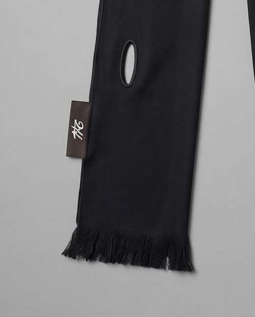 2H Black Foulard