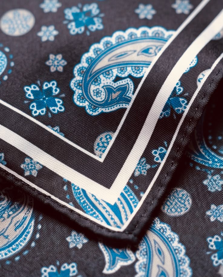 2H Pocket Square