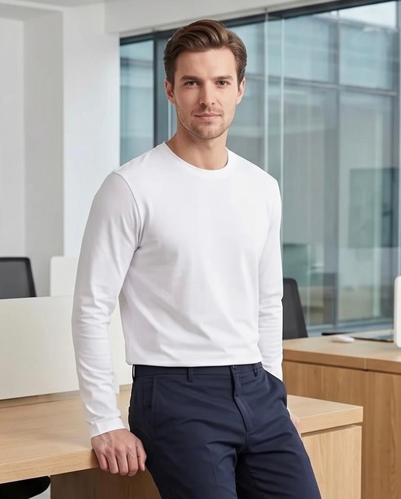 2H #338761 White long Sleeve Sweater