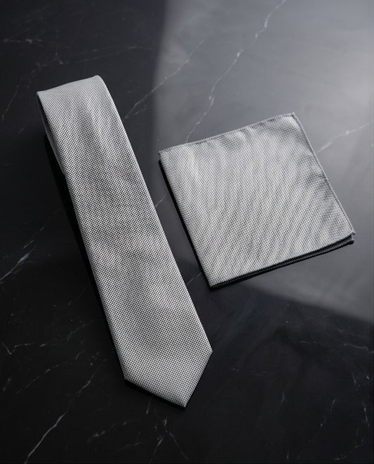 2H Light Gray Necktie With Foulard