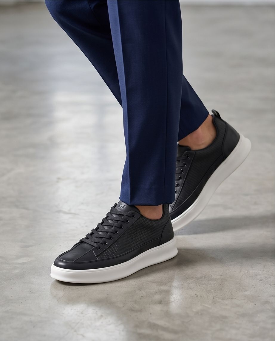 2H #09 Black Casual Shoes