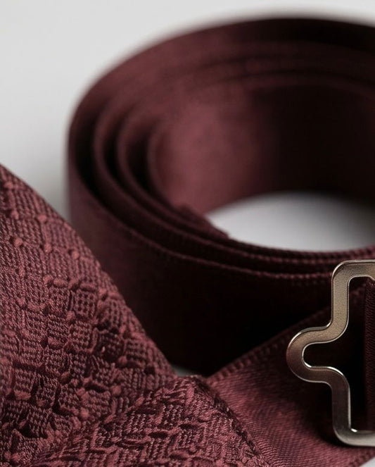2H Dark Red Bow Tie
