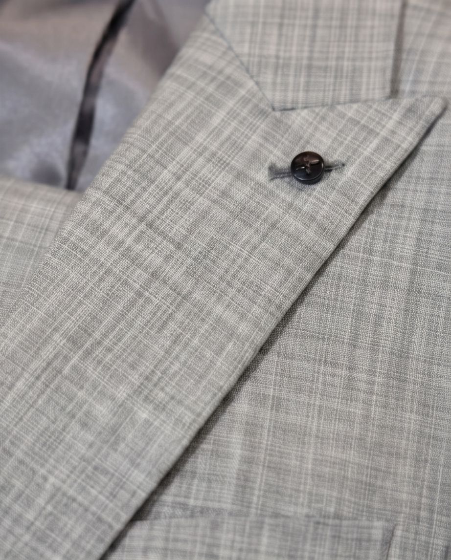 2H #118-02 Light Gray Casual Suit