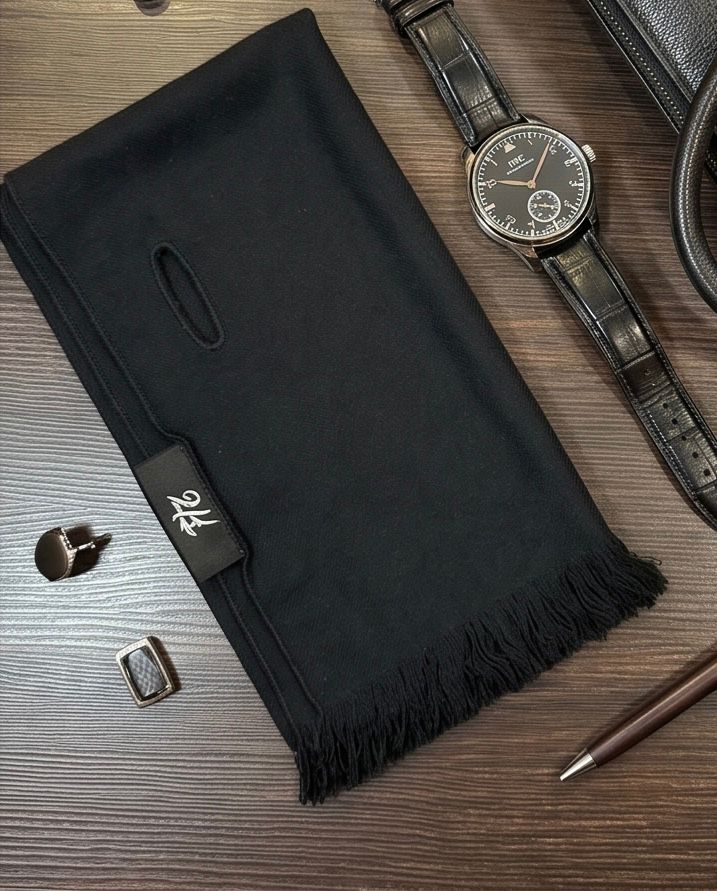 2H Black Foulard