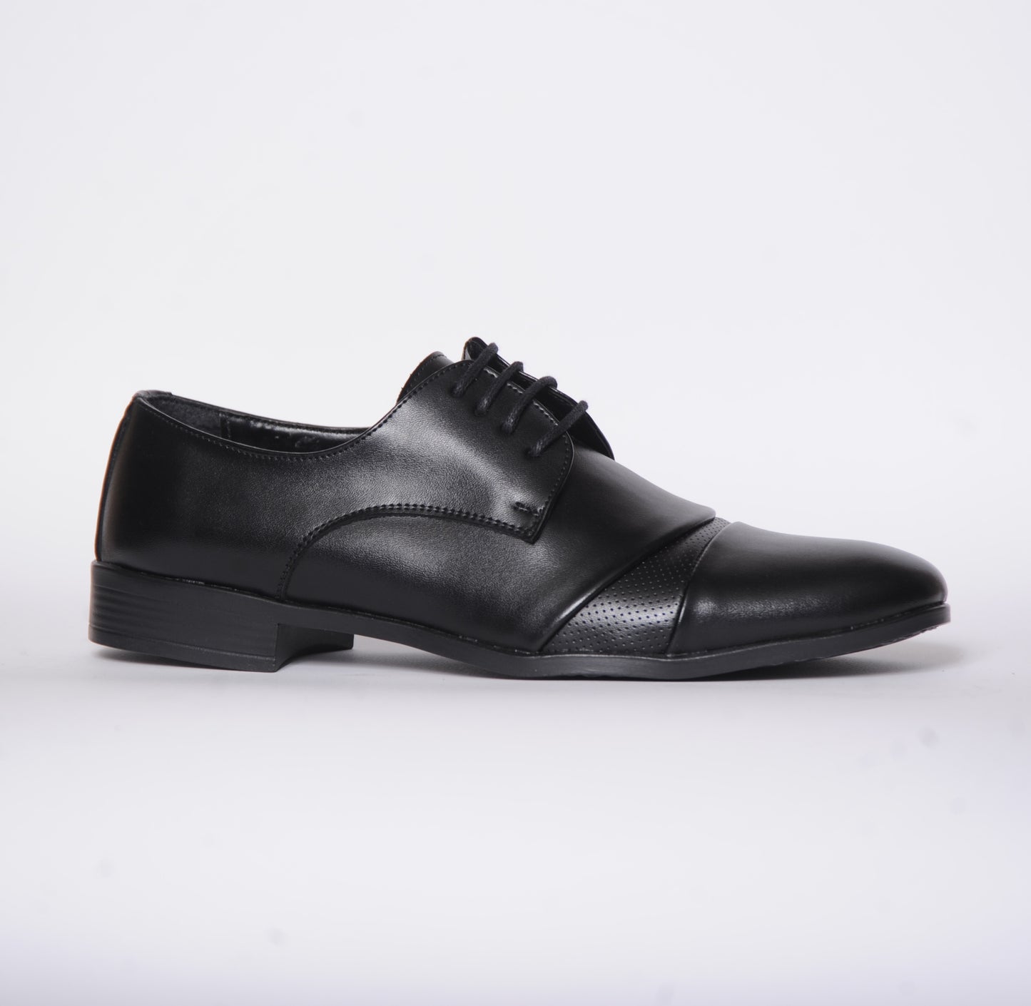 2H #5045 Black Classic Shoes