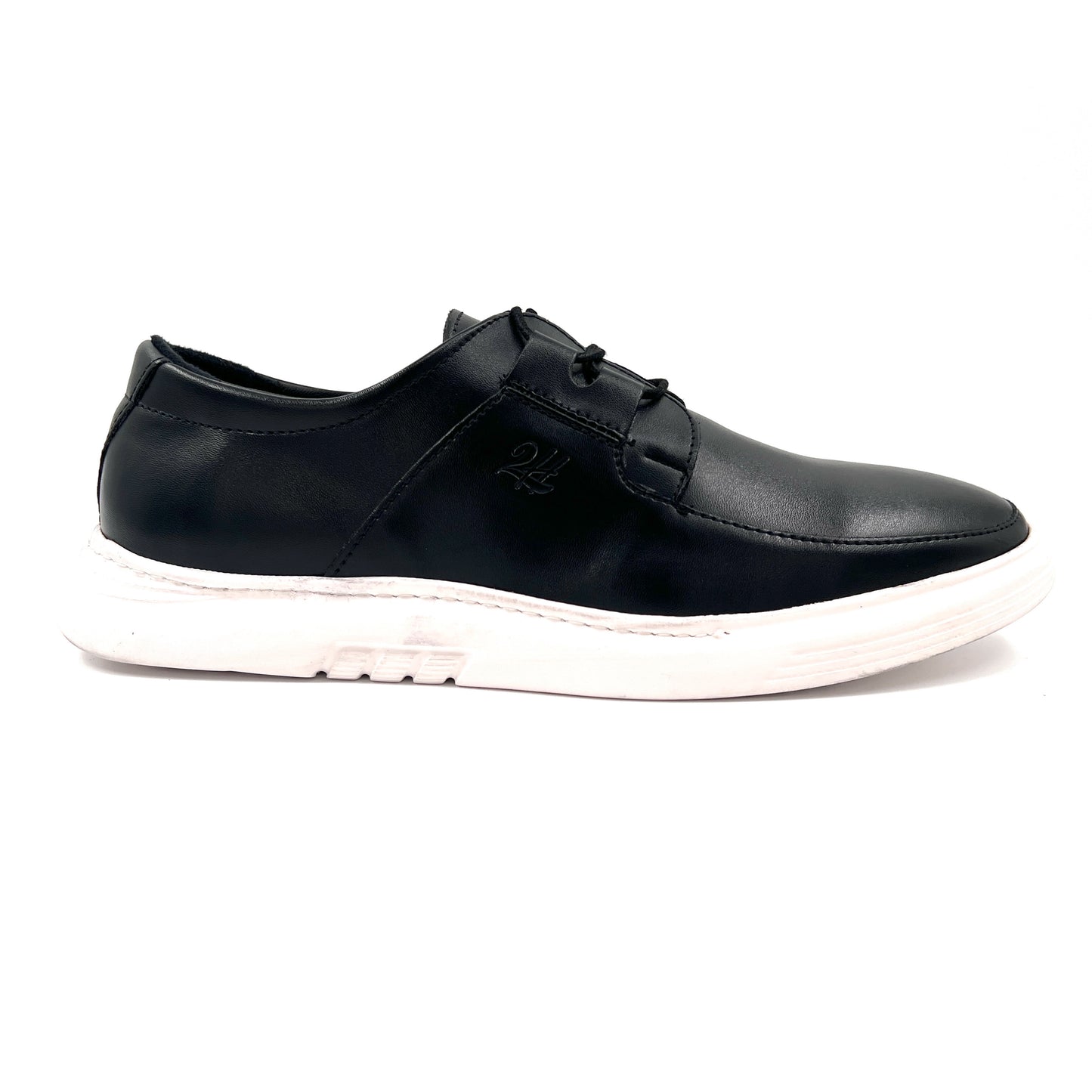 2H 3104 Black/White Sole Casual Shoes