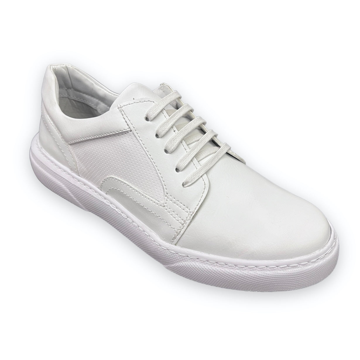 2H #9015 white Casual Shoes